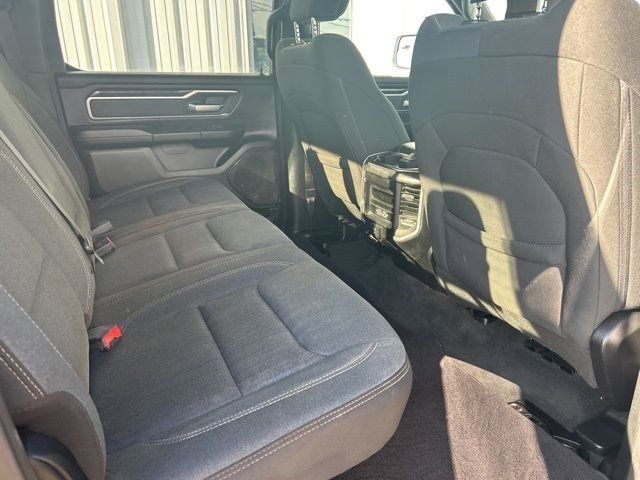 RAM 1500 Big Horn Crew Cab SWB 4WD 2021 RAM 1500 Big Horn Crew Cab SWB 4WD 2021