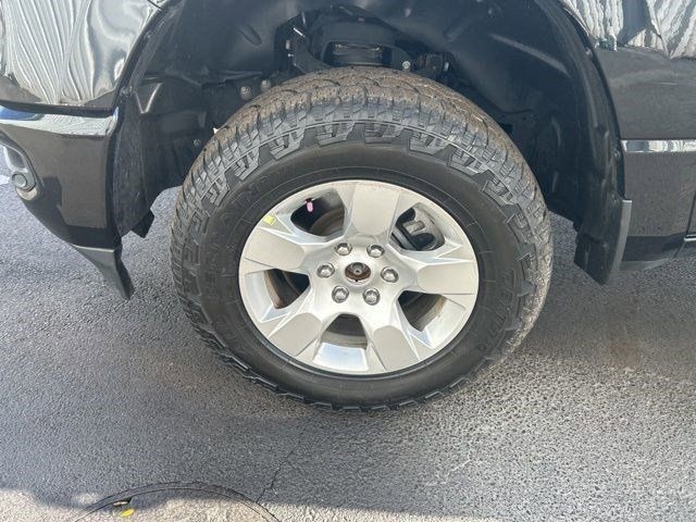 RAM 1500 Big Horn Crew Cab SWB 4WD 2021 RAM 1500 Big Horn Crew Cab SWB 4WD 2021