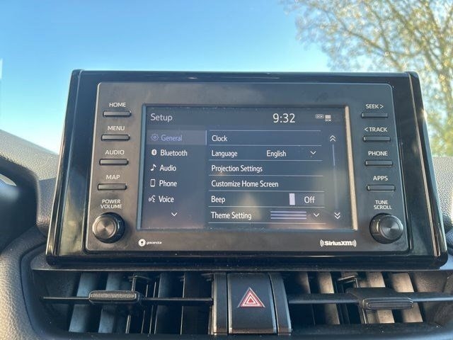 Toyota RAV4 XLE AWD 2022