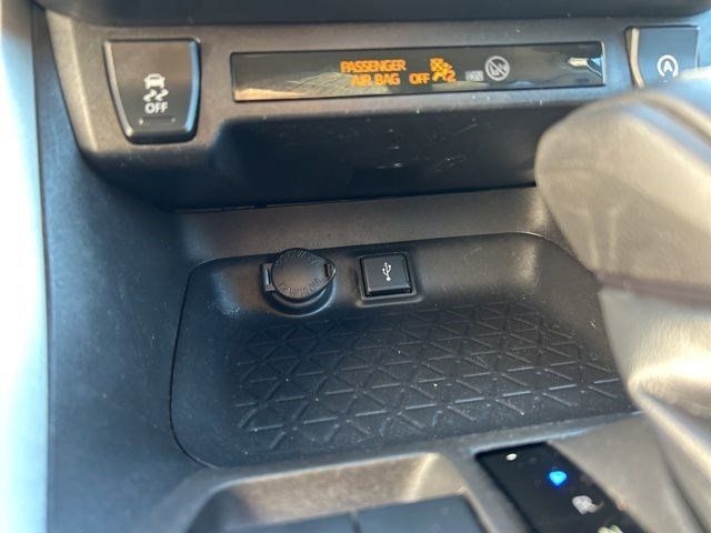 Toyota RAV4 XLE AWD 2022