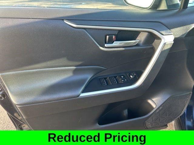 Toyota RAV4 XLE AWD 2022