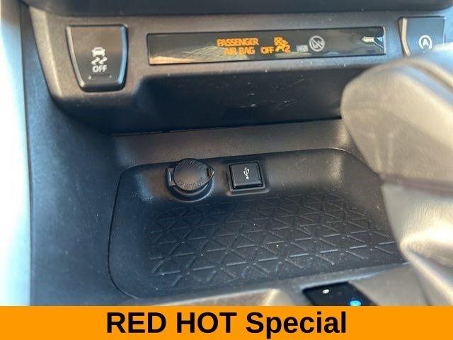 Toyota RAV4 XLE AWD 2022