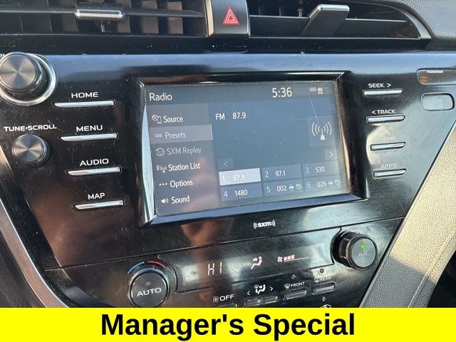 Toyota Camry SE 2020