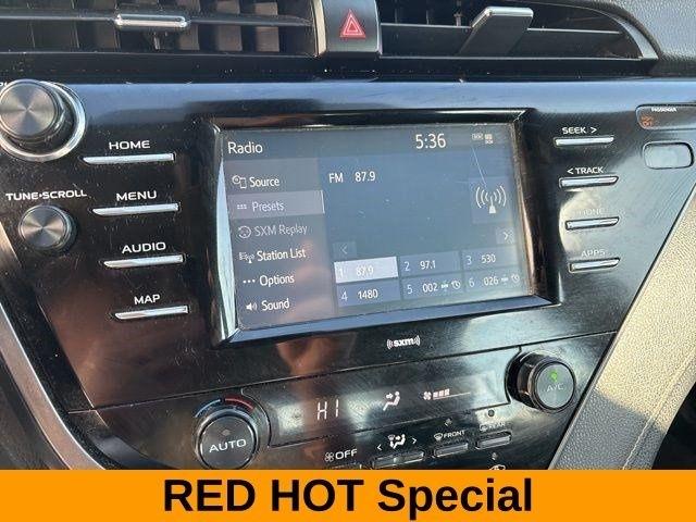 Toyota Camry SE 2020