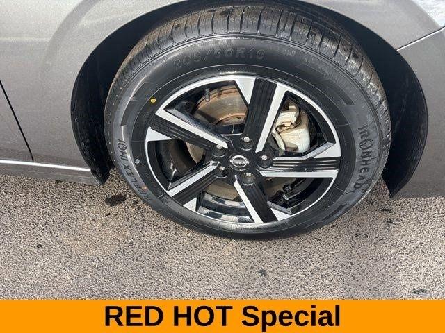 Nissan Sentra SV 2024