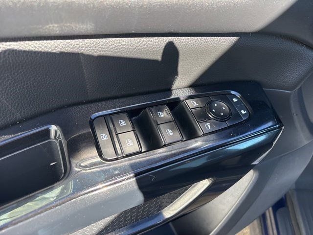 Nissan Pathfinder SV 4WD 2022 Nissan Pathfinder SV 4WD 2022