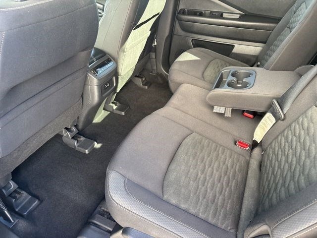 Nissan Pathfinder SV 4WD 2022 Nissan Pathfinder SV 4WD 2022