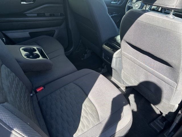 Nissan Pathfinder SV 4WD 2022 Nissan Pathfinder SV 4WD 2022