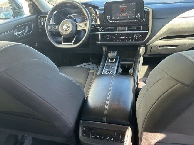 Nissan Pathfinder SV 4WD 2022 Nissan Pathfinder SV 4WD 2022