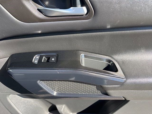 Nissan Pathfinder SV 4WD 2022 Nissan Pathfinder SV 4WD 2022
