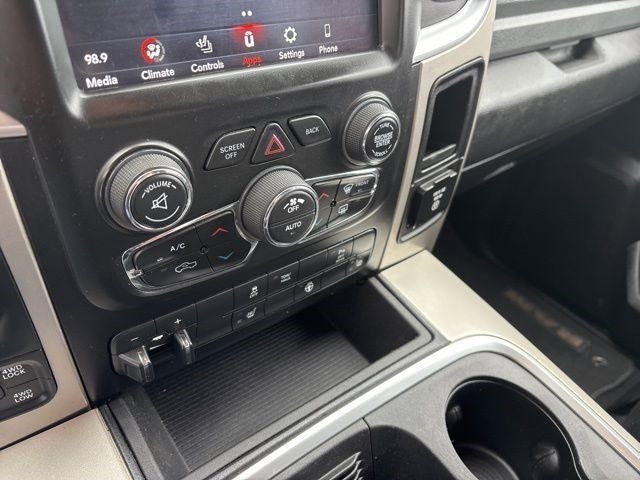 RAM 1500 Classic Tradesman Crew Cab SWB 4WD 2019 RAM 1500 Classic Tradesman Crew Cab SWB 4WD 2019