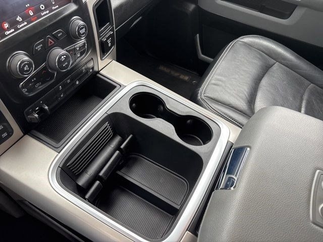 RAM 1500 Classic Tradesman Crew Cab SWB 4WD 2019 RAM 1500 Classic Tradesman Crew Cab SWB 4WD 2019