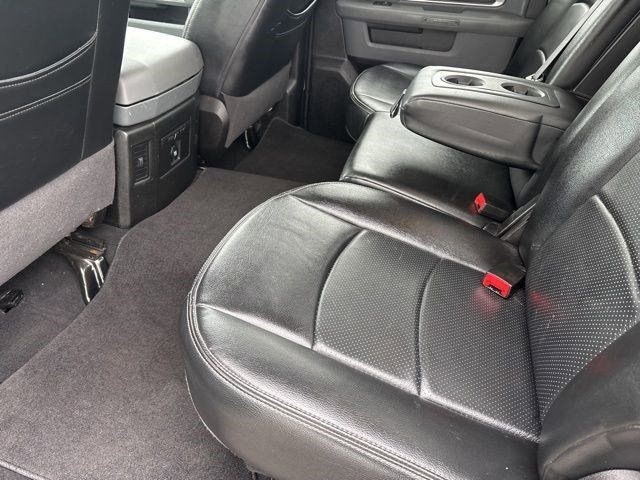 RAM 1500 Classic Tradesman Crew Cab SWB 4WD 2019 RAM 1500 Classic Tradesman Crew Cab SWB 4WD 2019