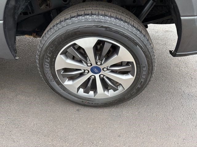 Ford F-150 XL SuperCrew 5.5-ft. Bed 4WD 2019 Ford F-150 XL SuperCrew 5.5-ft. Bed 4WD 2019