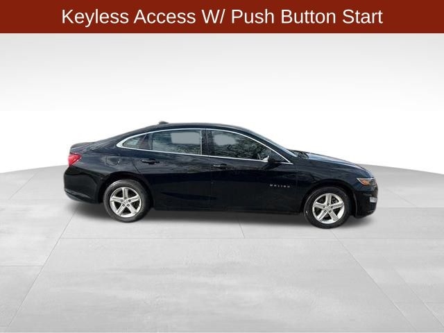 Chevrolet Malibu  2021