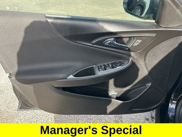 Chevrolet Malibu  2021