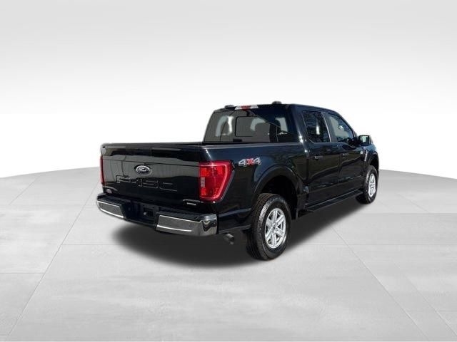 Ford F-150 XLT SuperCrew 5.5-ft. Bed 4WD 2022 Ford F-150 XLT SuperCrew 5.5-ft. Bed 4WD 2022
