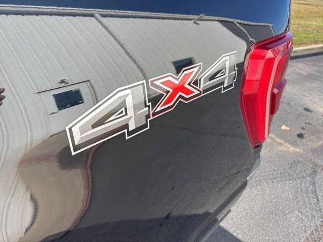 Ford F-150 XLT SuperCrew 5.5-ft. Bed 4WD 2022 Ford F-150 XLT SuperCrew 5.5-ft. Bed 4WD 2022