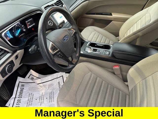 Ford Fusion Hybrid SE 2019