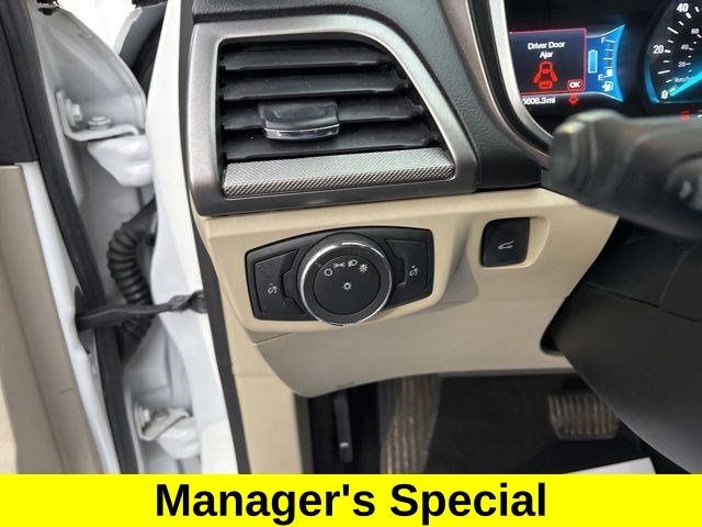 Ford Fusion Hybrid SE 2019