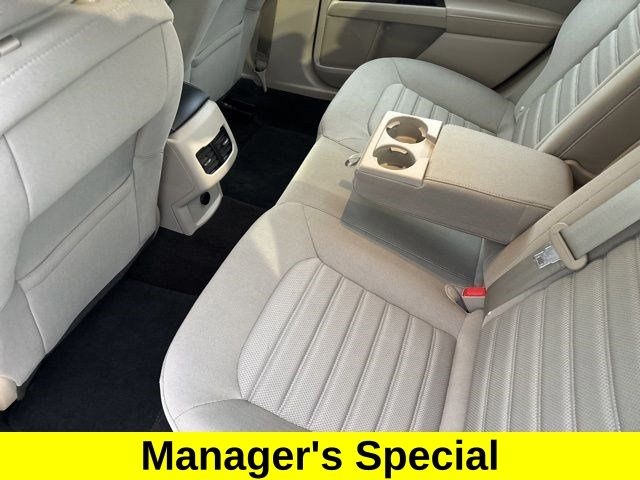 Ford Fusion Hybrid SE 2019