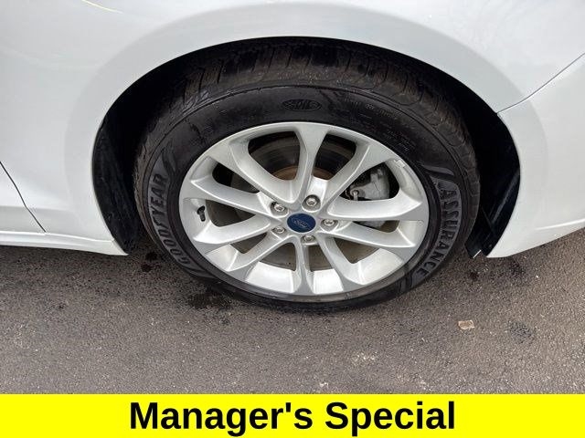 Ford Fusion Hybrid SE 2019