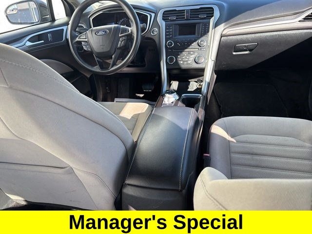 Ford Fusion Hybrid S 2018