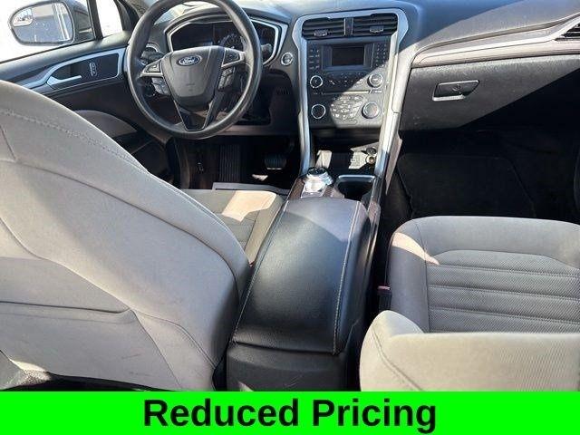 Ford Fusion Hybrid S 2018