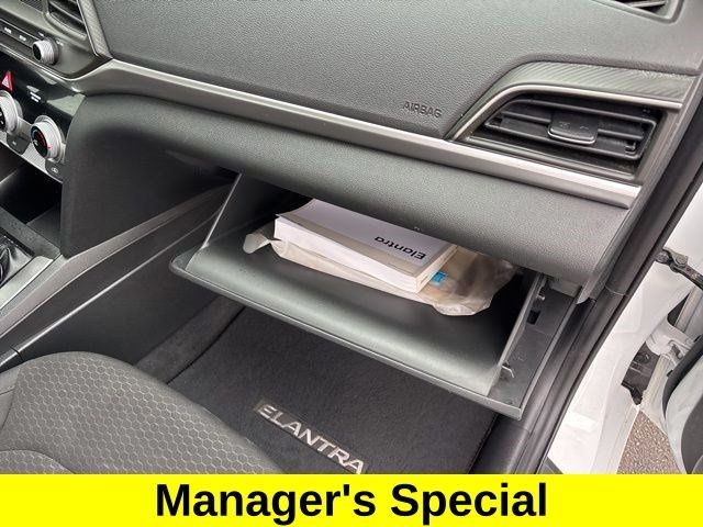 Hyundai Elantra SE 2019