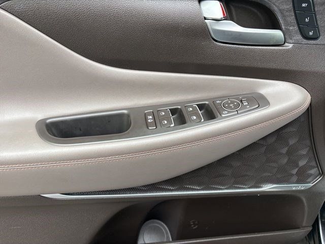 Hyundai Santa Fe Ultimate 2.0T AWD 2019 Hyundai Santa Fe Ultimate 2.0T AWD 2019