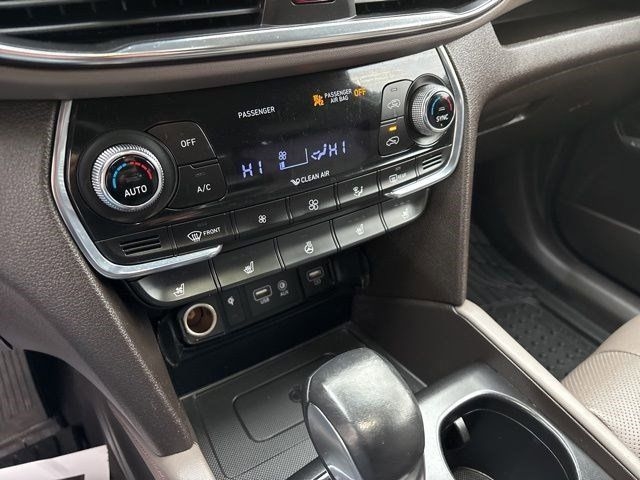 Hyundai Santa Fe Ultimate 2.0T AWD 2019 Hyundai Santa Fe Ultimate 2.0T AWD 2019