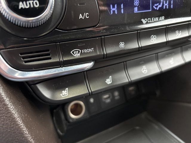 Hyundai Santa Fe Ultimate 2.0T AWD 2019 Hyundai Santa Fe Ultimate 2.0T AWD 2019