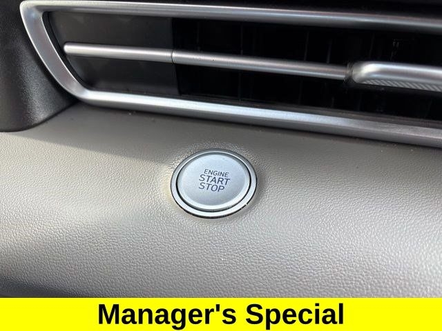 Hyundai Elantra SEL 2023