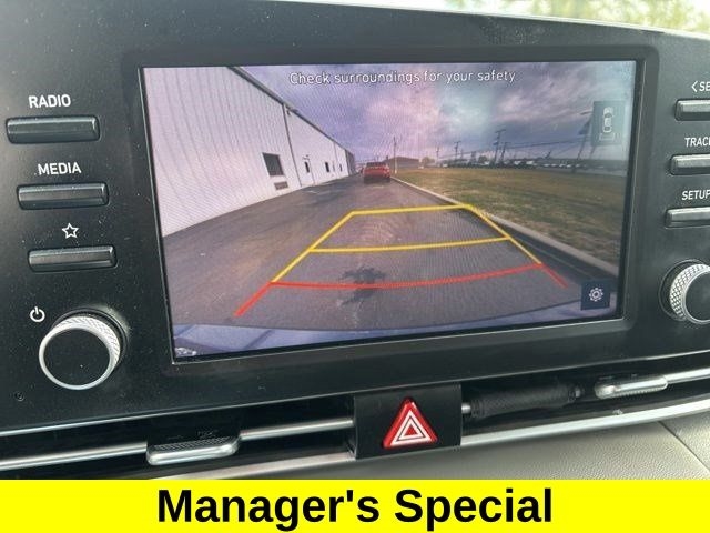 Hyundai Elantra SEL 2023