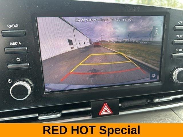 Hyundai Elantra SEL 2023