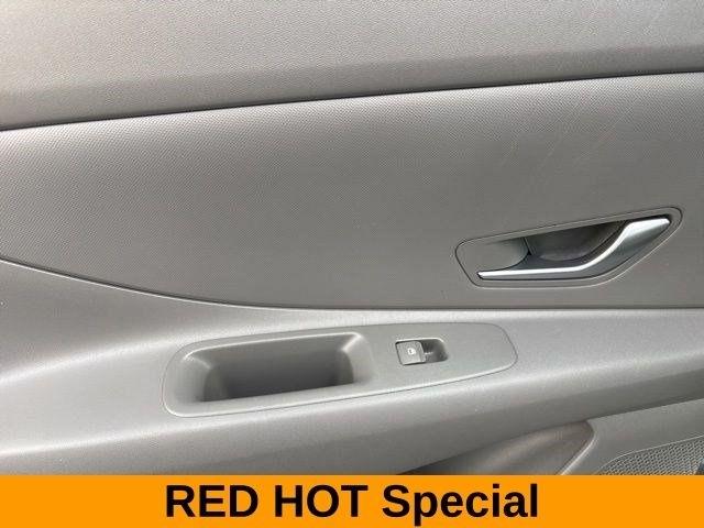 Hyundai Elantra SEL 2023