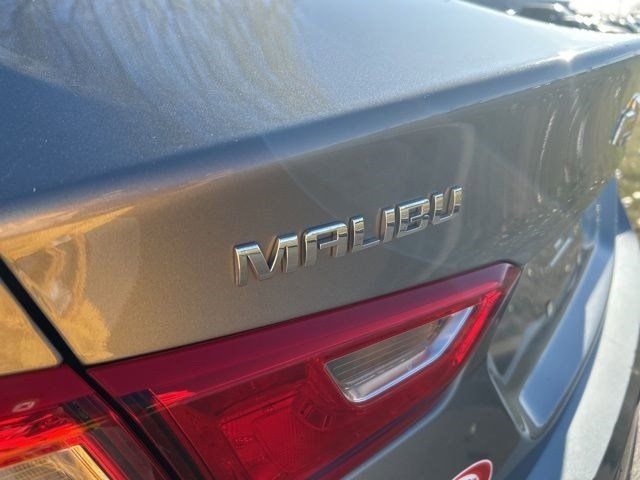 Chevrolet Malibu  2023