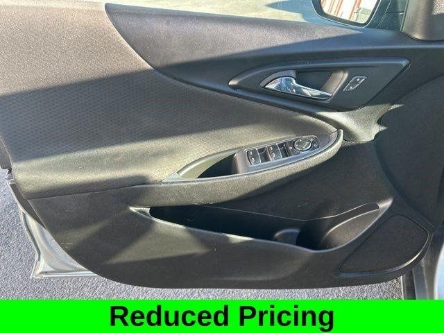 Chevrolet Malibu  2023