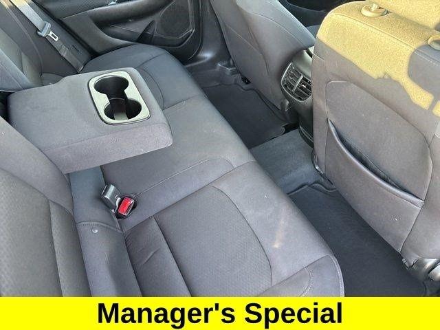 Chevrolet Malibu  2023