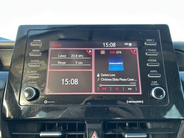 Toyota Camry SE 2022