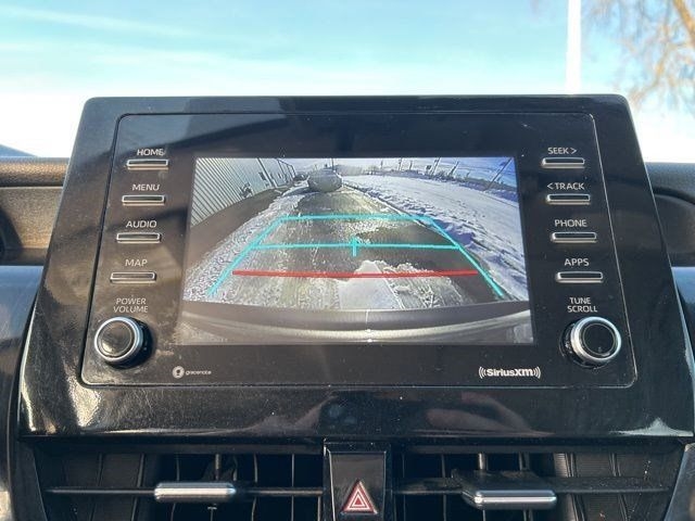 Toyota Camry SE 2022