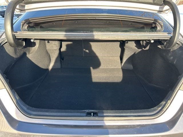 Toyota Camry SE 2022