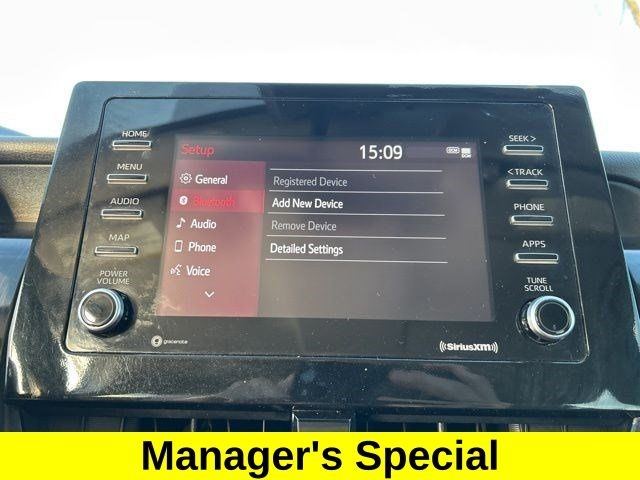 Toyota Camry SE 2022