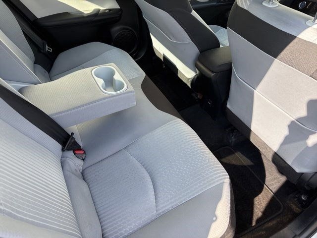 Toyota Prius Two 2016