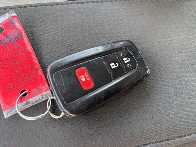 Toyota Prius Two 2016