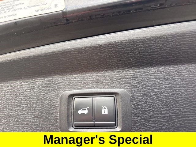 Mitsubishi Outlander SEL 4WD 2022