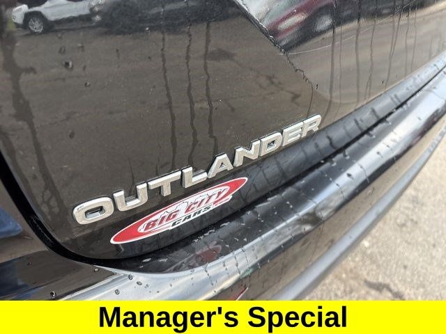 Mitsubishi Outlander SEL 4WD 2022