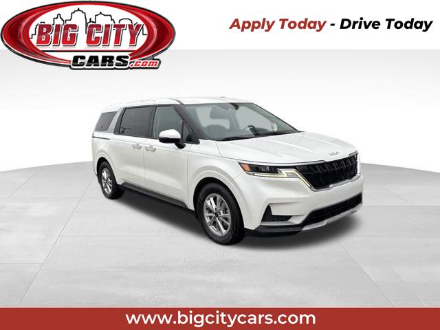 2022 Kia Carnival LX