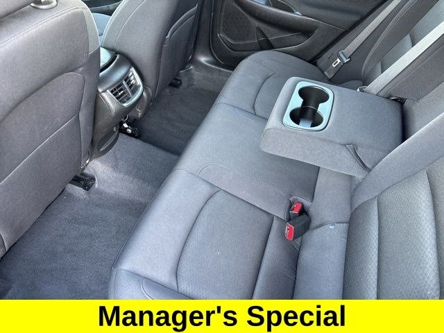 Chevrolet Malibu  2023