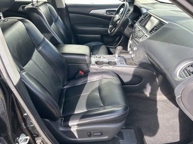 Nissan Pathfinder SL 4WD 2020